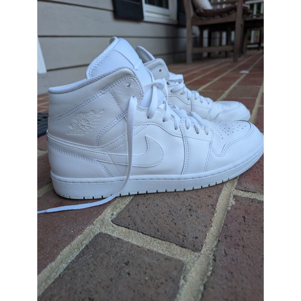 Air Jordan 1 Mid Triple White Men's Size 12 — Excellent Condition